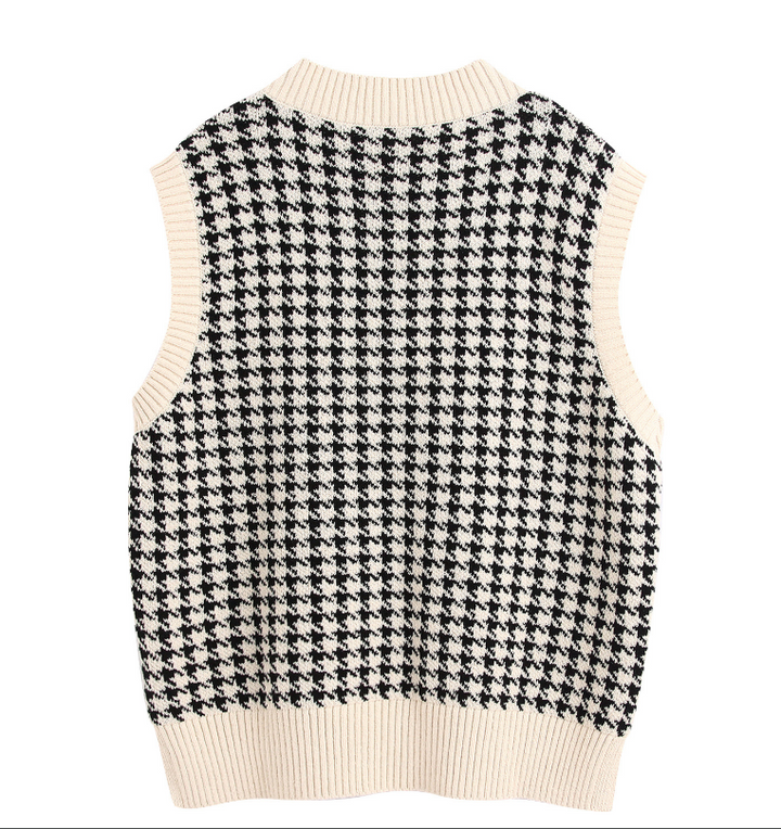 STRICKPULLOVER-WESTE