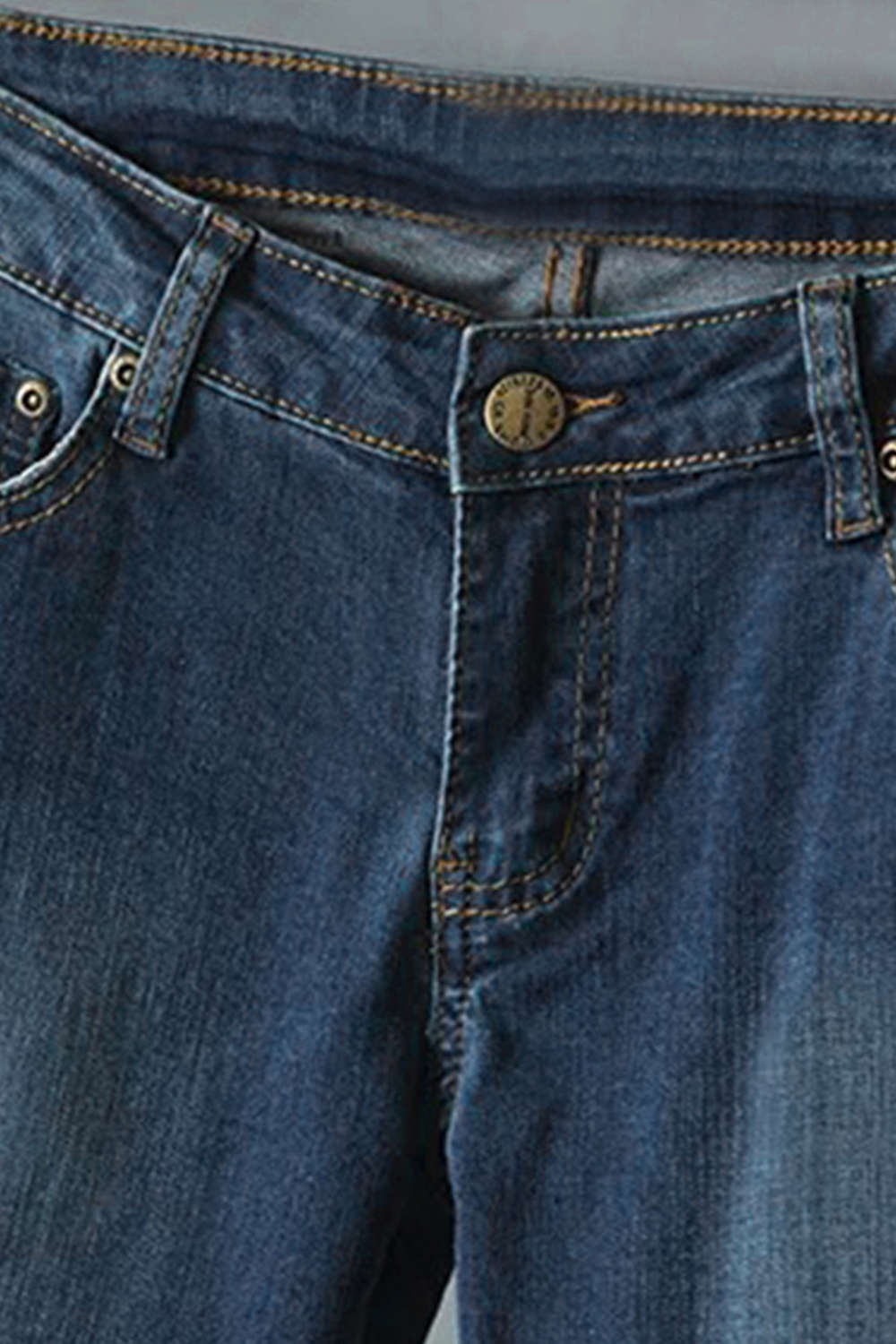 Damen-Jeans mit geradem Bein und klassischer Passform
