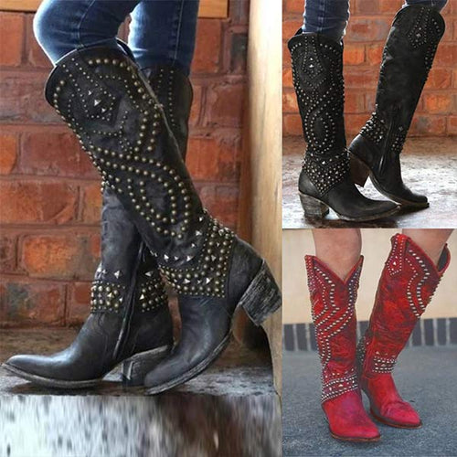 Lilybell - Hohe Stiefel mit Metallic-Nieten und abgeschnittenem Absatz