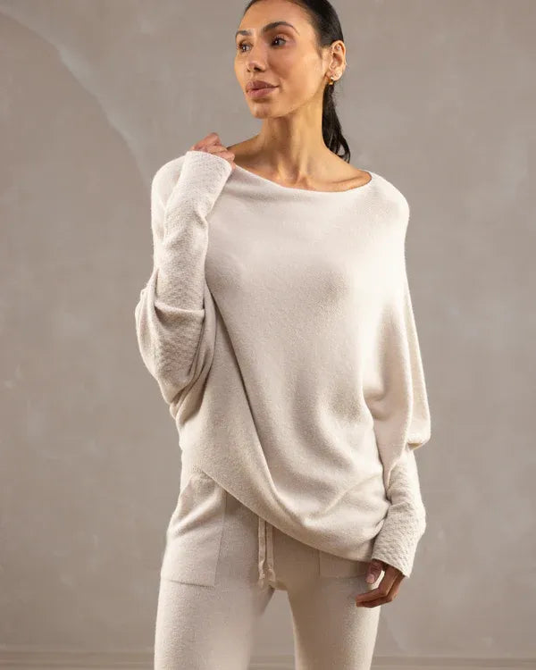 W&W Mode | Asymmetrischer Damenpullover mit eleganter Drapierung