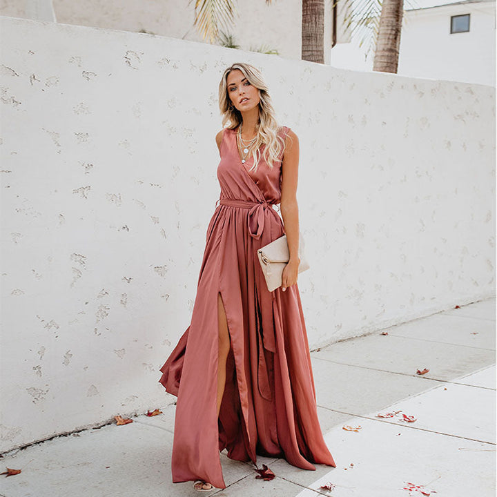 Ärmelloses langes Damenkleid
