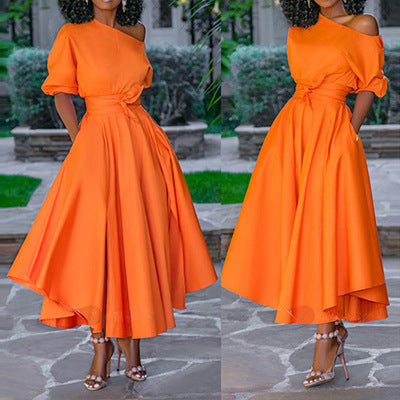 Damen-Midikleid mit asymmetrischem Ausschnitt und Reißverschluss