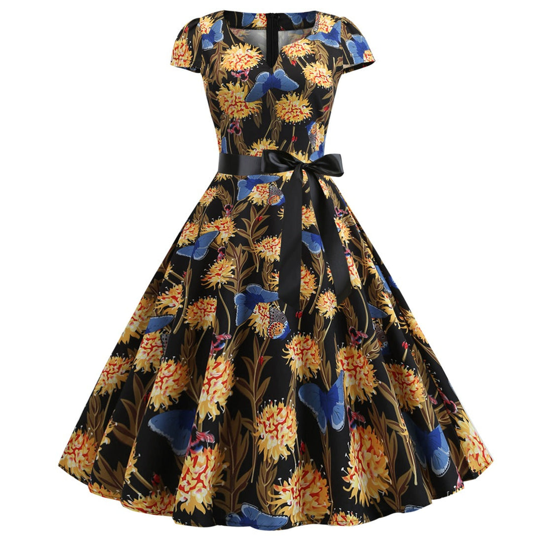 W&W Mode | Damenkleid für Hochzeitsgäste mit weitem Saum