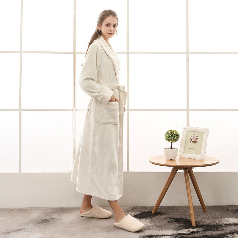 W&W Mode | Eleganter Coral Fleece Flanell-Bademantel für Paare