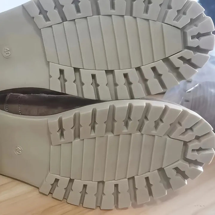 W&W Mode | Schneestiefel Mit Einem Klobigen Absatz Und Mittelhoher Sohle
