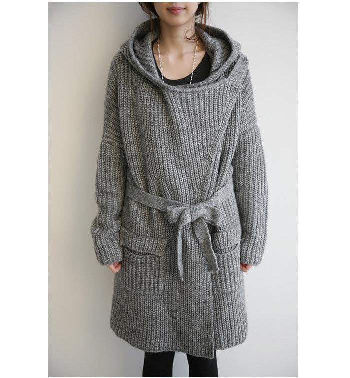 Damen Grober Strickmantel mit praktischen Taschen und modischem Gürtel W&W Mode