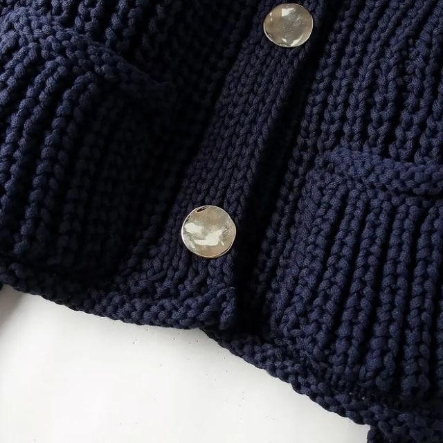 W&W Mode | Grobstrick-Strickjacke mit großen Knöpfen