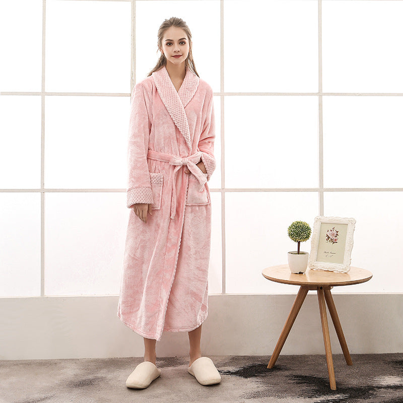 W&W Mode | Eleganter Coral Fleece Flanell-Bademantel für Paare