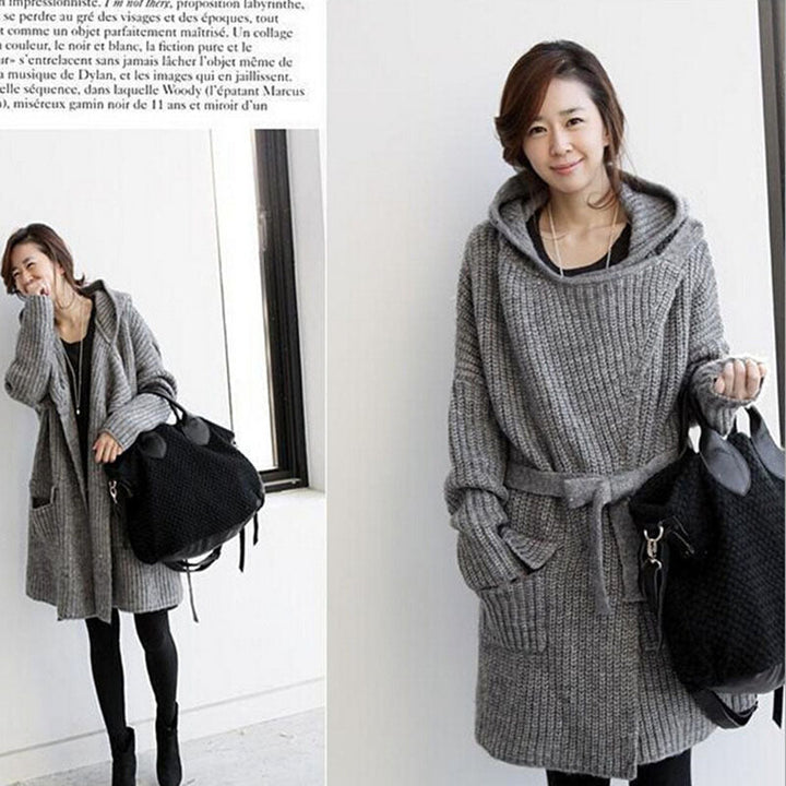 Damen Langer Strickmantel mit gemütlichen Taschen und Kapuze W&W Mode