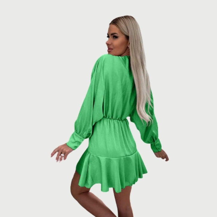 W&W Mode | Minikleid mit langen Ärmeln und Rüschen-Saum