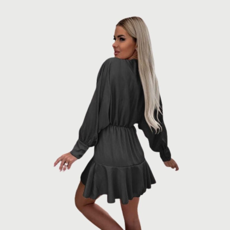 W&W Mode | Minikleid mit langen Ärmeln und Rüschen-Saum