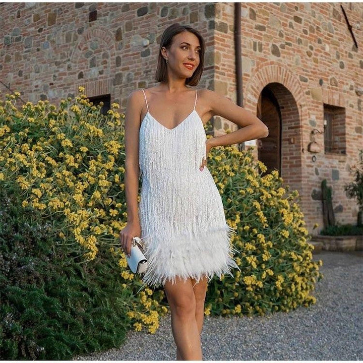 W&W Mode | Party-Ready - Kleid mit Federtasseln und Pailletten