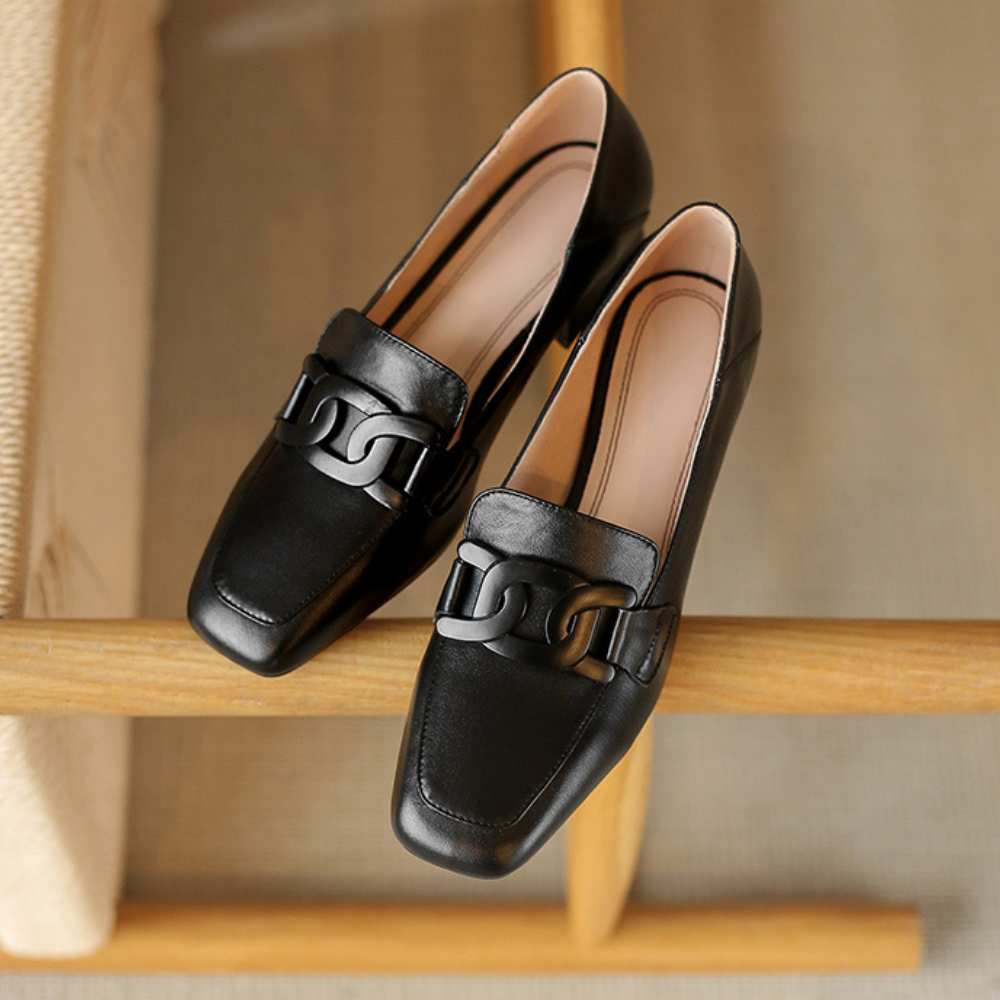W&W Mode | Bequeme Schuhe mit Mittlerem Absatz und Fußgewölbeunterstützung