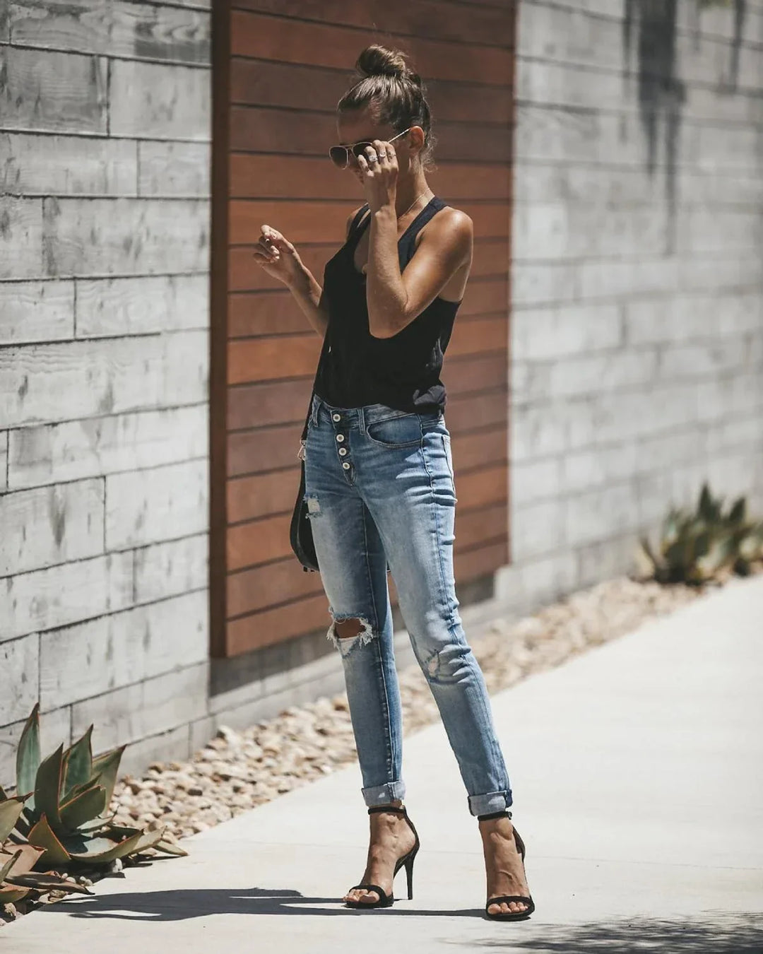 W&W Mode - Hellblaue zerrissene Jeans