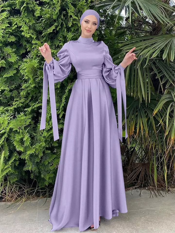 Damen Satin-Maxikleid mit Gürtel und passendem Schal