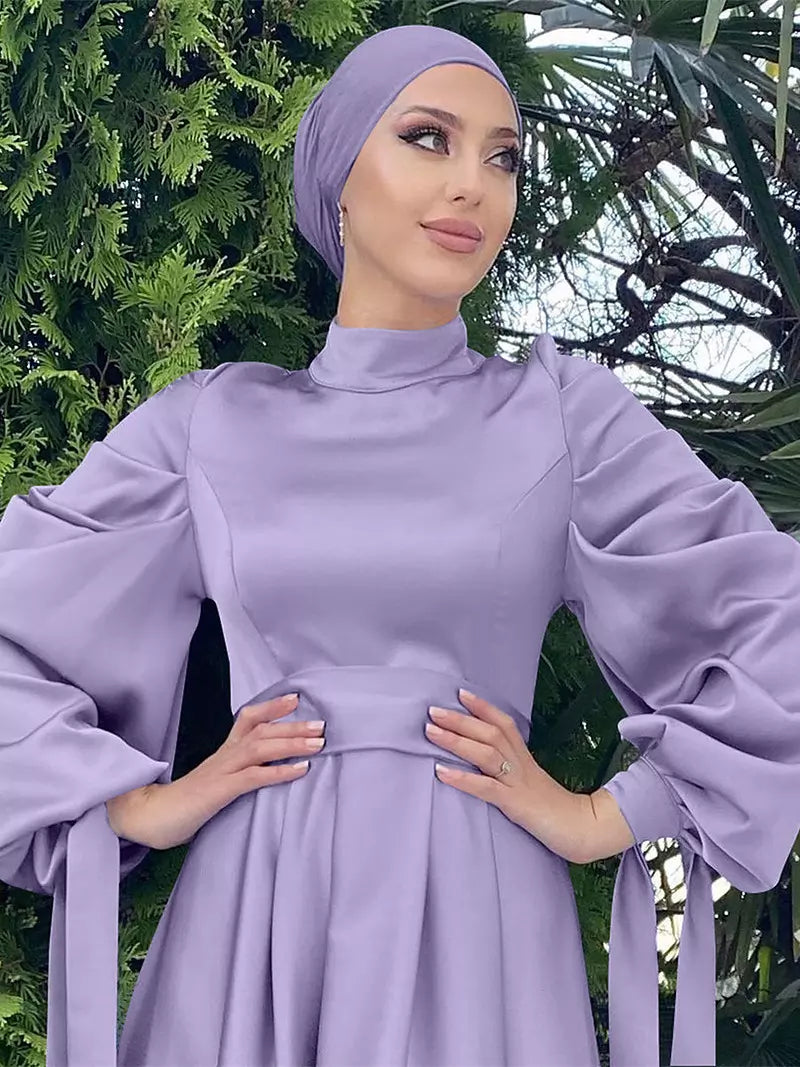 Damen Satin-Maxikleid mit Gürtel und passendem Schal