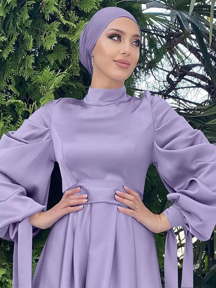 Damen Satin-Maxikleid mit Gürtel und passendem Schal