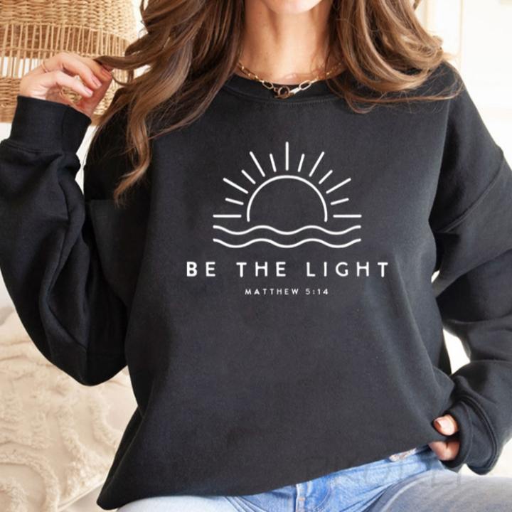 W&W Mode | Stijlvolle Sweater "BE THE LIGHT"