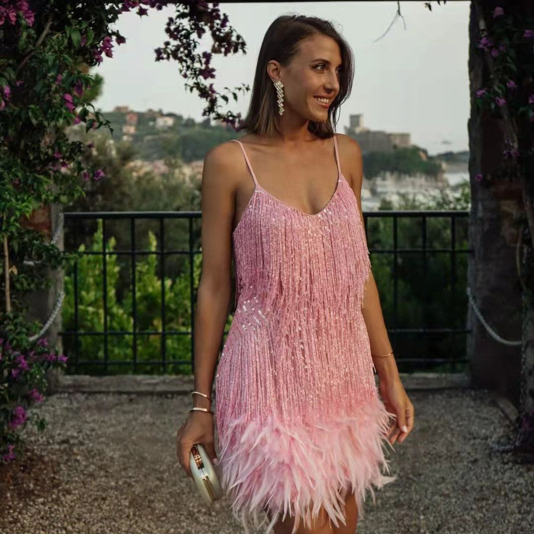 W&W Mode | Party-Ready - Kleid mit Federtasseln und Pailletten