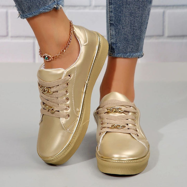 W&W Mode | Bequeme Damen Sneaker Mit Goldakzenten Und Weicher Einlegesohle Für Sommer