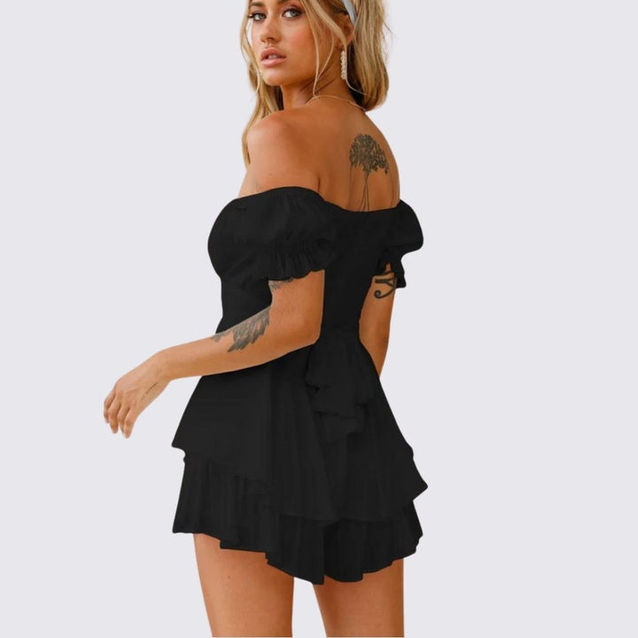 W&W Mode | Schulterfreier Rüschen-Jumpsuit