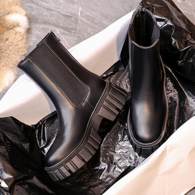 W&W Mode | Damen Stiefel Modische Plateaustiefel Mit Slip on Design, Alltagstauglich