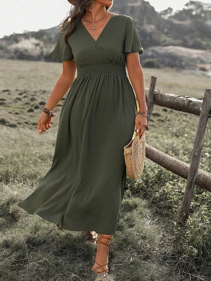 W&W Mode | Elegantes Kurzarmkleid Mit Chorkragen