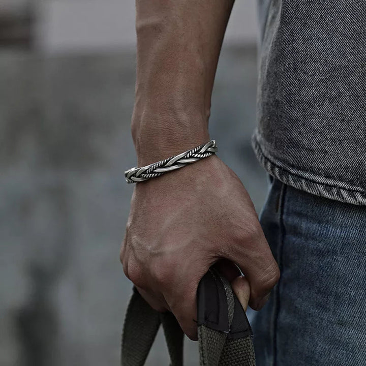 Geflochtenes Silberarmband