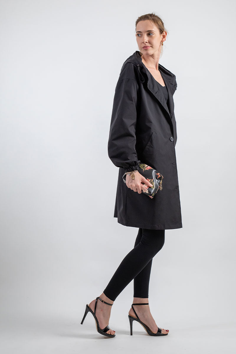 Wasserfeste Windjacke mit Kapuze in Übergröße Regenjacke