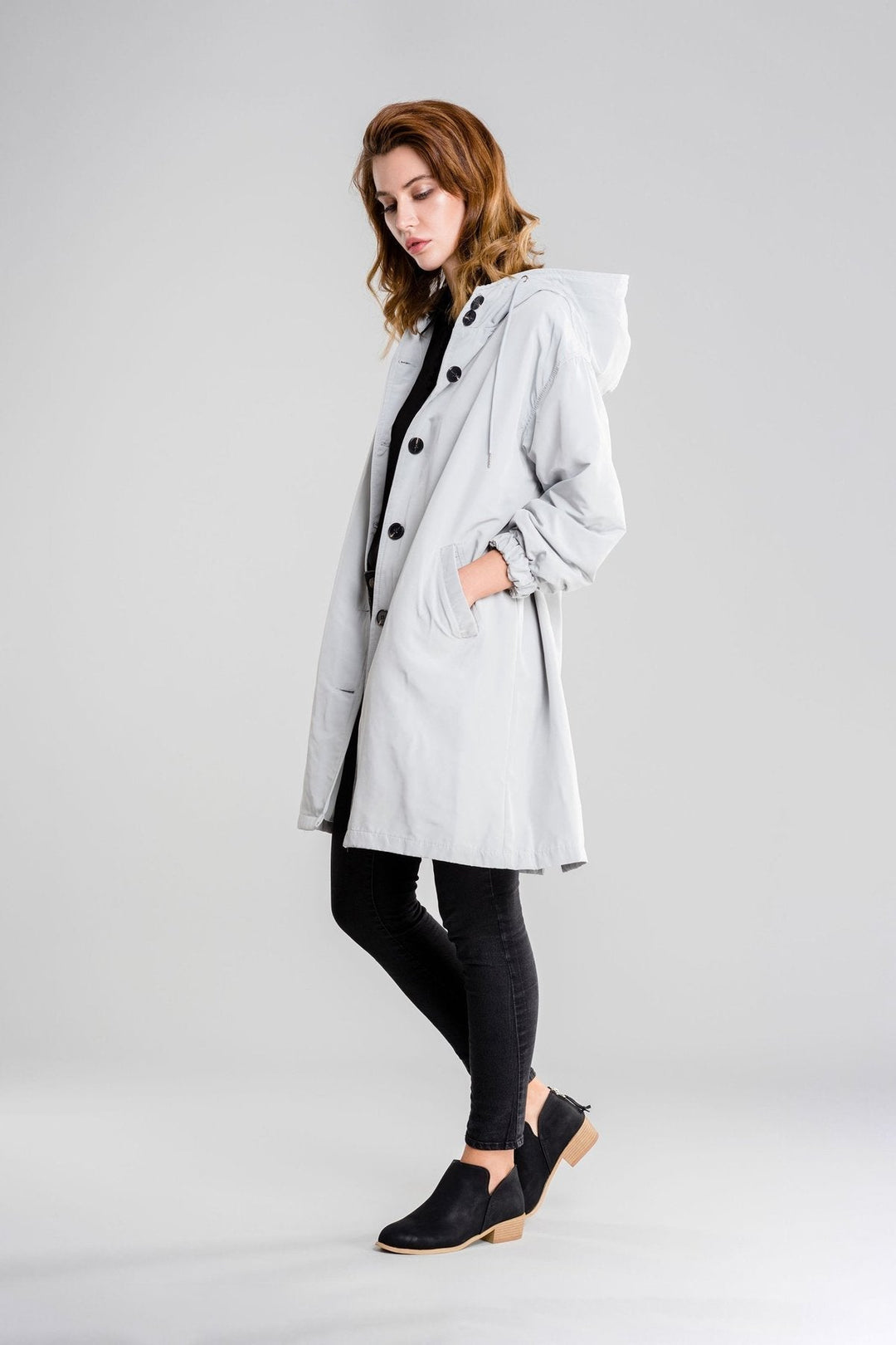 Wasserfeste Windjacke mit Kapuze in Übergröße Regenjacke