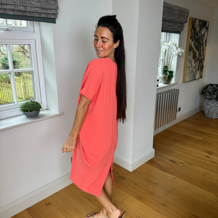 Kleid mit V-Ausschnitt | Unser Bestseller 2024