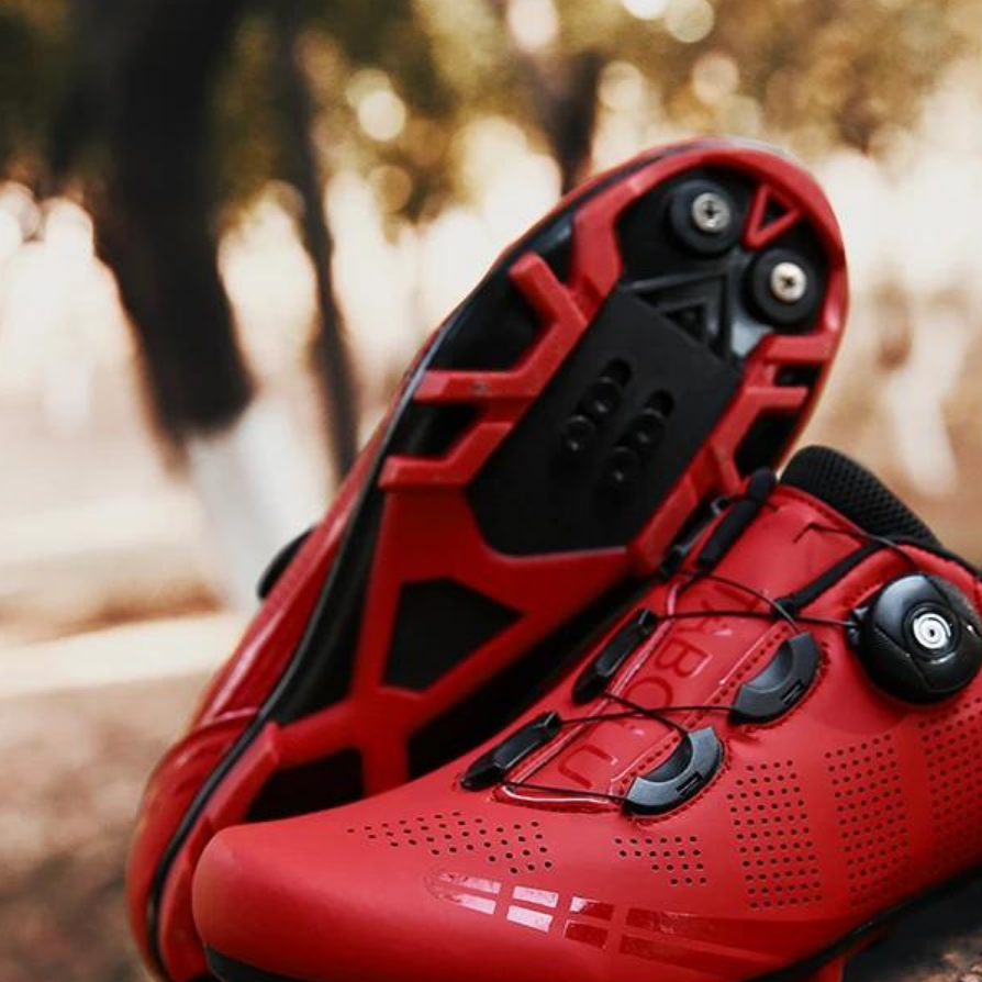 W&W Mode | Orthopädische Radschuhe