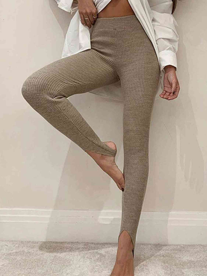 W&W Mode | Geripptes Mittel Taillen Leggings