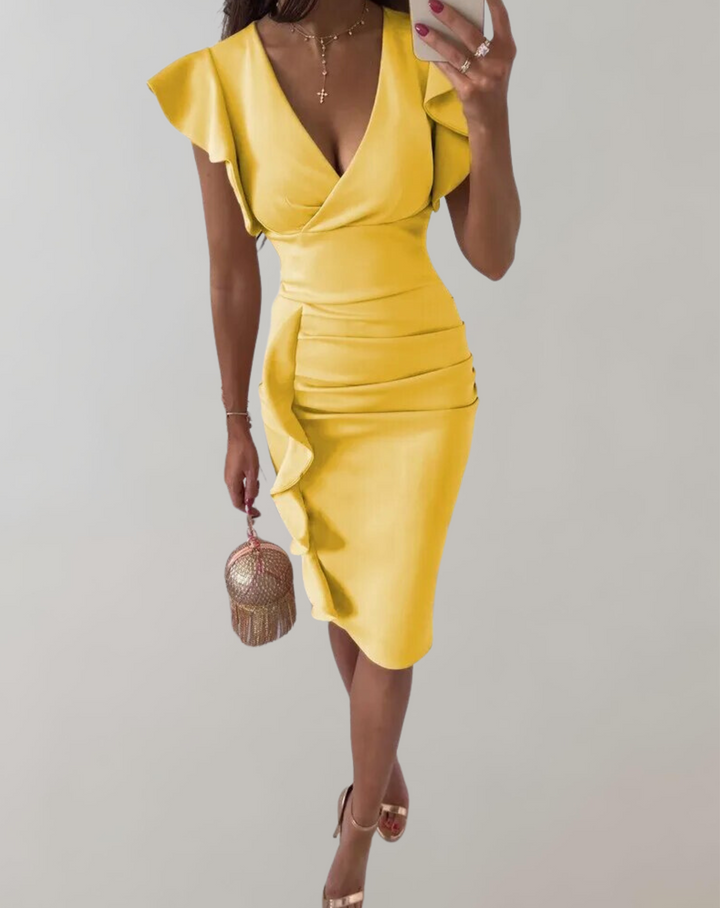 W&W Mode | Hoch tailliertes Kleid mit Flair-Detail und gepufften Miniärmeln