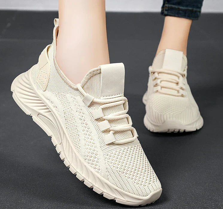 W&W Mode | Turnschuhe mit Leopardenmuster und klobiger Sohle