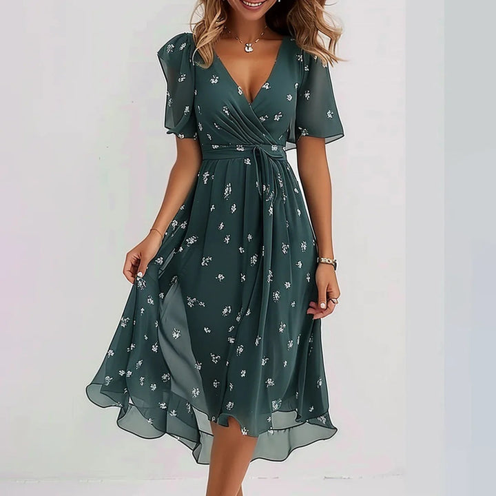Damen Kurzarmkleid mit zeitlosem Schnitt