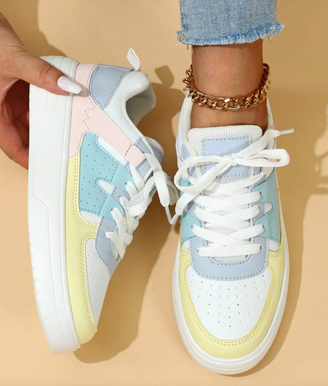 W&W Mode | Bequeme Damen Sportschuhe – Perfekte Passform & Stil