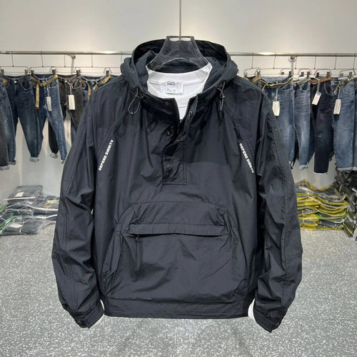 W&W Mode | Leichter Kapuzen Windbreaker mit halbem Reißverschluss und Tasche