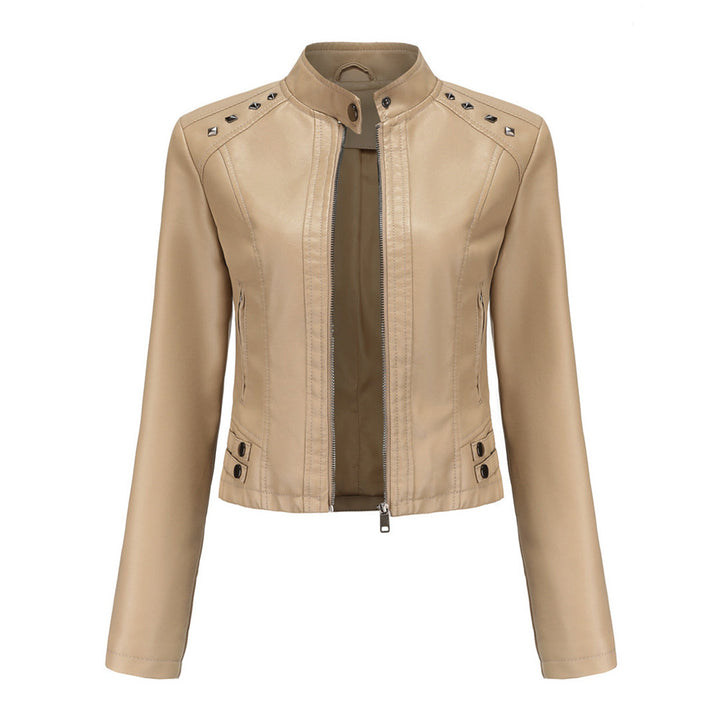 W&W Mode | Elegante Lederjacke mit einzigartigen Details für Damen