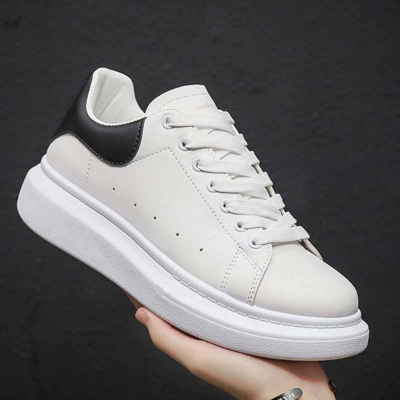 Damen Plateausneaker mit dicker, stabiler Sohle