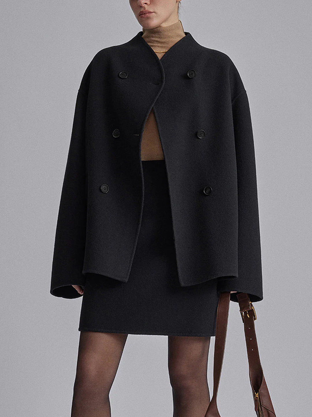 Damen kurze Jacke mit doppelter Knopfleiste und lässiger Passform