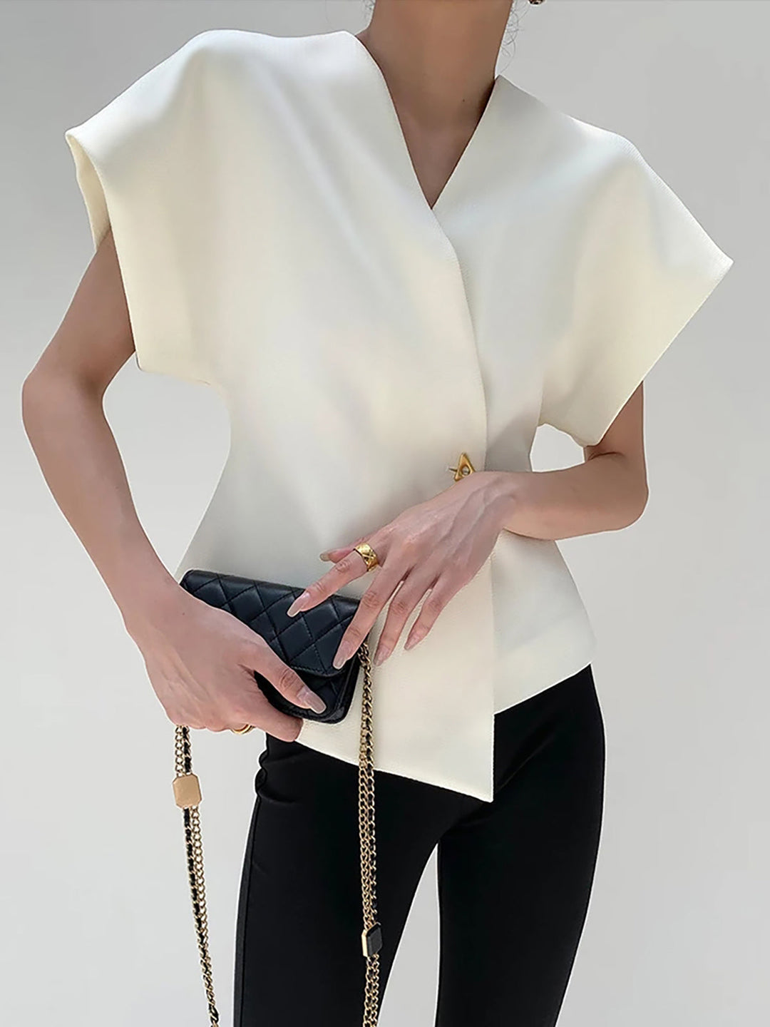 W&W Mode | Asymmetrisches Oberteil Mit V-ausschnitt Und Leichtem Stoff Für Frauen