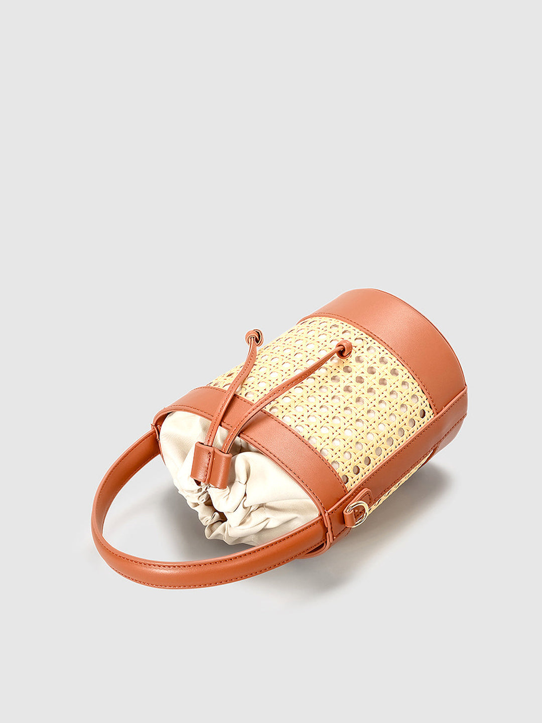 W&W Mode | Rattan Akzent Kordelzug Eimer Tasche