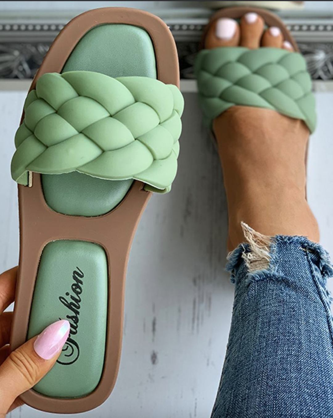 W&W Mode - Sehr komfortable und modische Sandalen