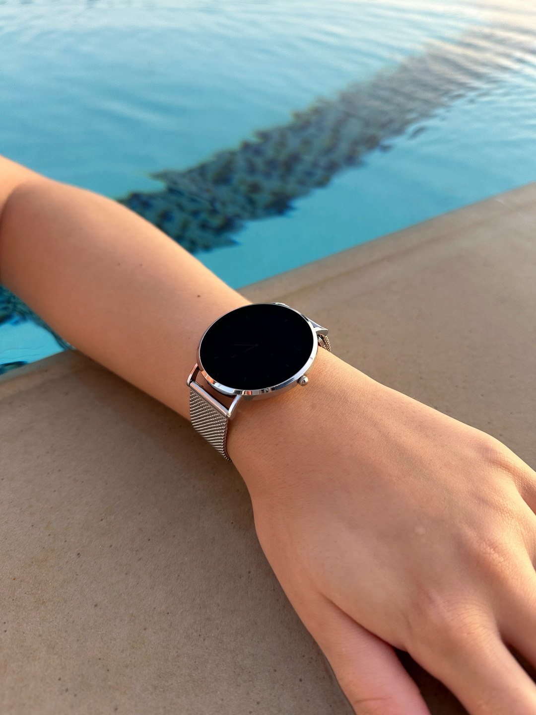 W&W Mode | Ultra Dünne Elegante Damen Smartwatch