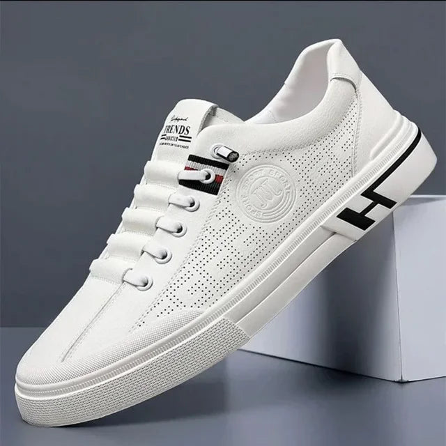 W&W Mode | Perforierte Ledersneaker mit Logodetail