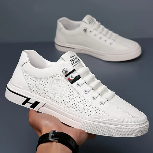 W&W Mode | Perforierte Ledersneaker mit Logodetail