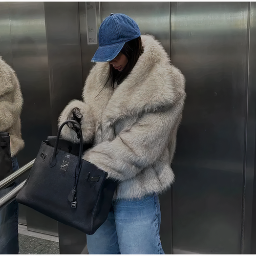 W&W Mode - Stilvolle Und Behagliche Winterjacke