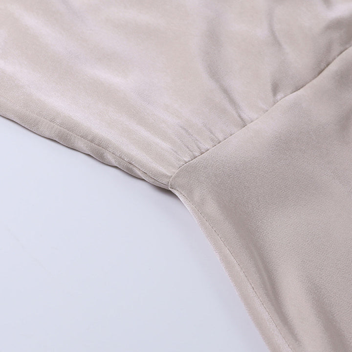 Ärmelloses Damen-Maxikleid mit tiefem Ausschnitt und seitlichen Schlitzen