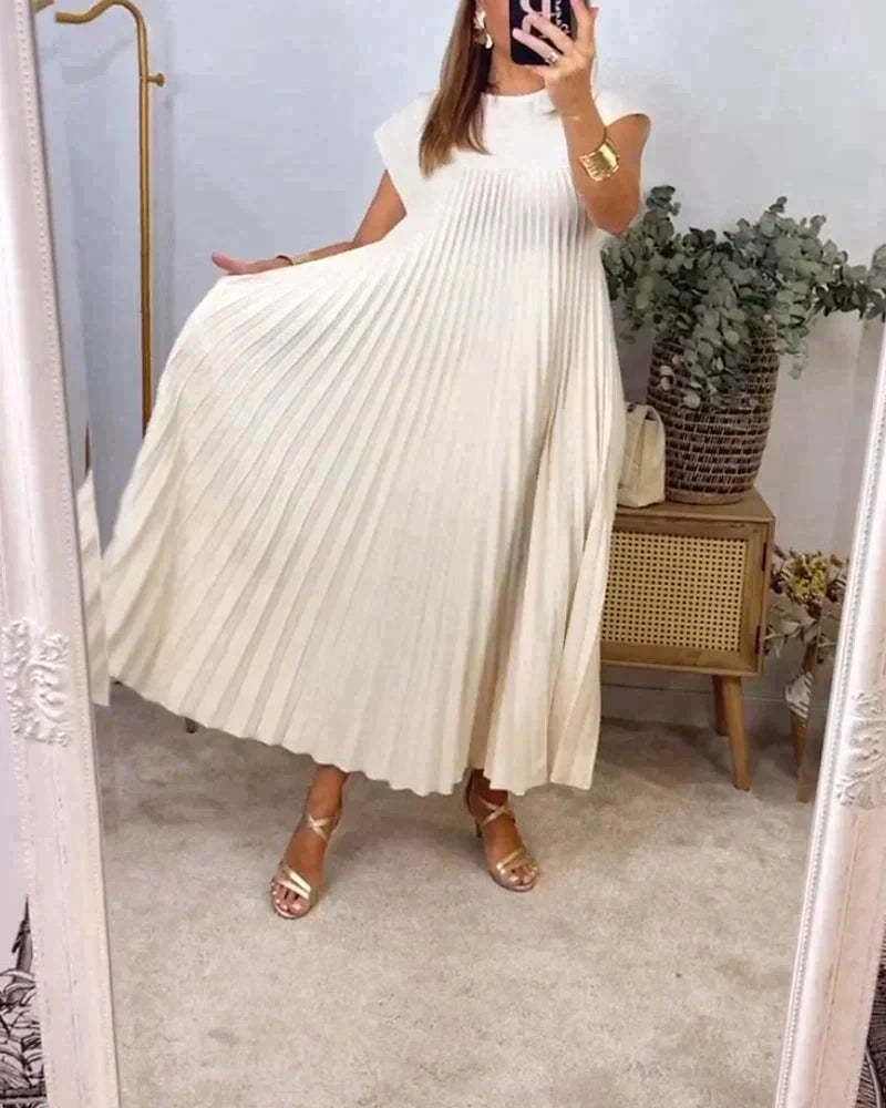 W&W Mode | Elegantes Plissee-Kleid – Zeitlos Und Raffiniert